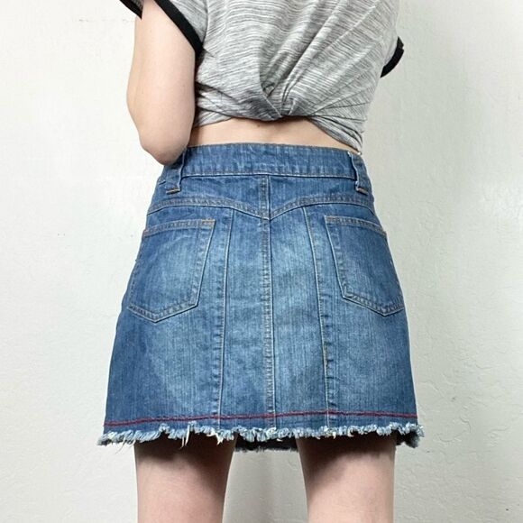 Vintage y2k Style Floral Embroidered Distressed Denim Mini Skirt - Picture 2 of 7